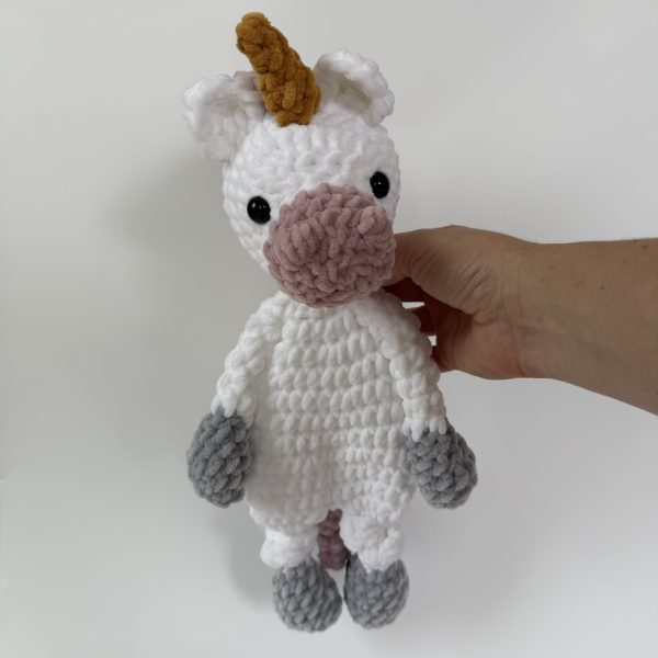 Lily Unicorn - Image 4