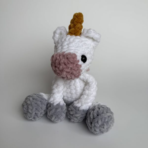 Lily Unicorn - Image 6