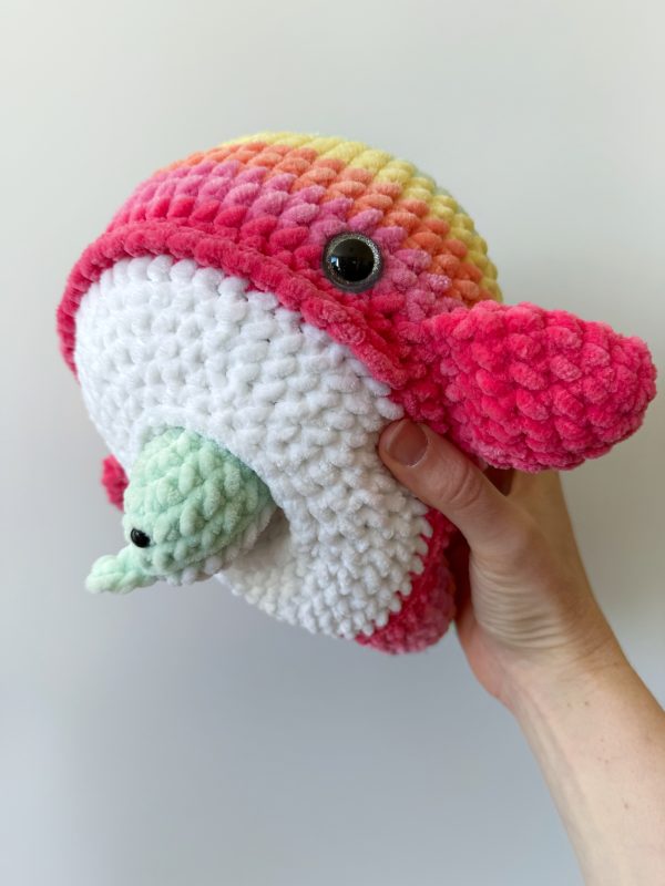 Mama Whale with Baby - Image 2